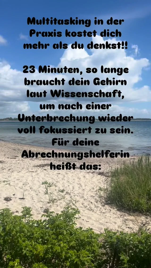 Multitasking in der Praxis kostet dich mehr als du denkst.🥴

23 Minuten 💯so lange braucht dein Gehirn laut Wissenschaft, um nach einer Unterbrechung wieder voll fokussiert zu sein. 

Für deine Abrechnungshelferin heißt das: Fehler, Stress, falsche Kostenvoranschläge und am Ende stimmt dein Honorarumsatz nicht. 😢

Was kannst du tun

👍🏼Zeitslots blockieren
👍🏼Telefonfreie Zone in dieser Zeit
👍🏼Prioritäten festlegen
👍🏼Zielvorgaben: KVA sollen innerhalb von drei Tagen an den Patienten gesendet werden 
👍🏼abgerechnet wird …

Bist du Multitasking? 
#stress #zahnarzt #mitarbeiter