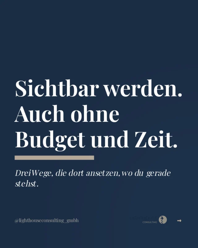 Wer nicht sichtbar ist, findet kein Personal. Und wer kein Personal findet, hat noch weniger Zeit, sich um Sichtbarkeit zu kümmern.

Dieser Kreislauf ist real, und er schließt sich schnell.

Das Gute: Du brauchst kein Budget und keine freie Stunde, um damit anzufangen. Im Karussell zeigen wir dir drei Wege, die genau dort ansetzen, wo du gerade stehst.

Sichtbarkeit ist keine Frage des Budgets, sondern der Entscheidung. Und diese Entscheidung kannst du heute treffen, auch wenn der letzte Patient gerade erst gegangen ist.

Welchen der drei Wege probierst du diese Woche aus?