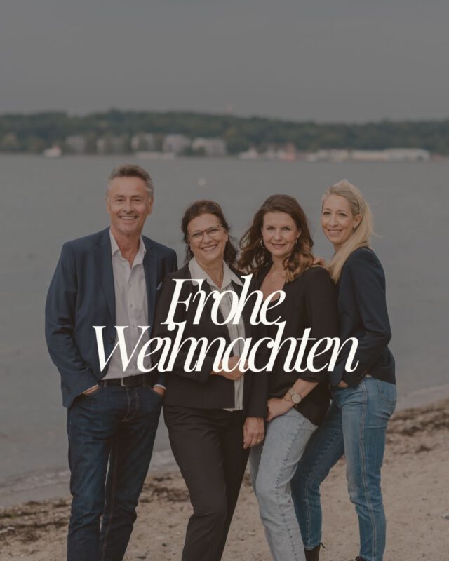 Wir wünschen dir und deinen Liebsten von Herzen Frohe Weihnachten! 🎄 

Wir hoffen, du kannst diese Tage nutzen, um kurz innezuhalten und durchzuatmen.

Vielleicht war dieses Jahr für dich leicht. Vielleicht war es herausfordernd. Vielleicht sogar beides.

Egal, wie dein Jahr war:

Du darfst stolz auf dich sein. Darauf, dass du weitergegangen und nicht aufgegeben hast. Darauf,
dass du deinen Weg gegangen bist – auch an Tagen, an denen es schwer war.

Wir wünschen dir für diese Weihnachtstage Ruhe im Kopf, Wärme im Herzen und Momente, die sich richtig anfühlen.

Und wenn dieses Jahr nicht das war, was du dir gewünscht hast, dann wünsche ich dir vor allem eines:
Hoffnung, Vertrauen und Zuversicht für alles, was kommt.

Frohe Weihnachten 🎄✨
Genieß die Zeit mit den Menschen, die dir wichtig sind.

🤍 Dein Lighthouse-Team

#froheweihnachten #weihnachtswünsche #dankbar