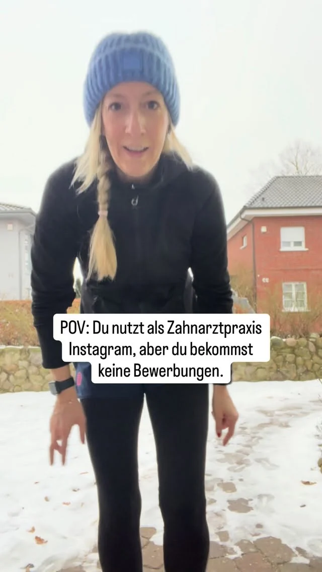 Wenn ich das höre, weiß ich, dass Instagram nicht richtig genutzt wird! 

Es reicht nicht, alle paar Wochen einen Beitrag oder ein Reel zu posten. Deine Inhalte werden auch nicht gut und bringen dir am Ende gar nichts, wenn du nur Chatti nutzt.
Und wenn ihr zwar einen Account bei Instagram nutzt, aber euch weder in Reels, noch in den Storys zeigt - sorry, aber dann könnt ihr euch das Ganze auch sparen.
Was genau sollte denn Mitarbeiter dazu bewegen, sich bei euch zu bewerben? Es wird sogar eher abschreckend wirken, wenn die Praxis, das Team oder der Inhaber sich nicht zeigt.

Wenn du deinen Instagram Account sinnvoll und zielführend aufbauen möchtest, dann schreibe mir „Insta“ in die Kommentare. 
Ich sag dir dann worauf es ankommt!

🤍 Stephie