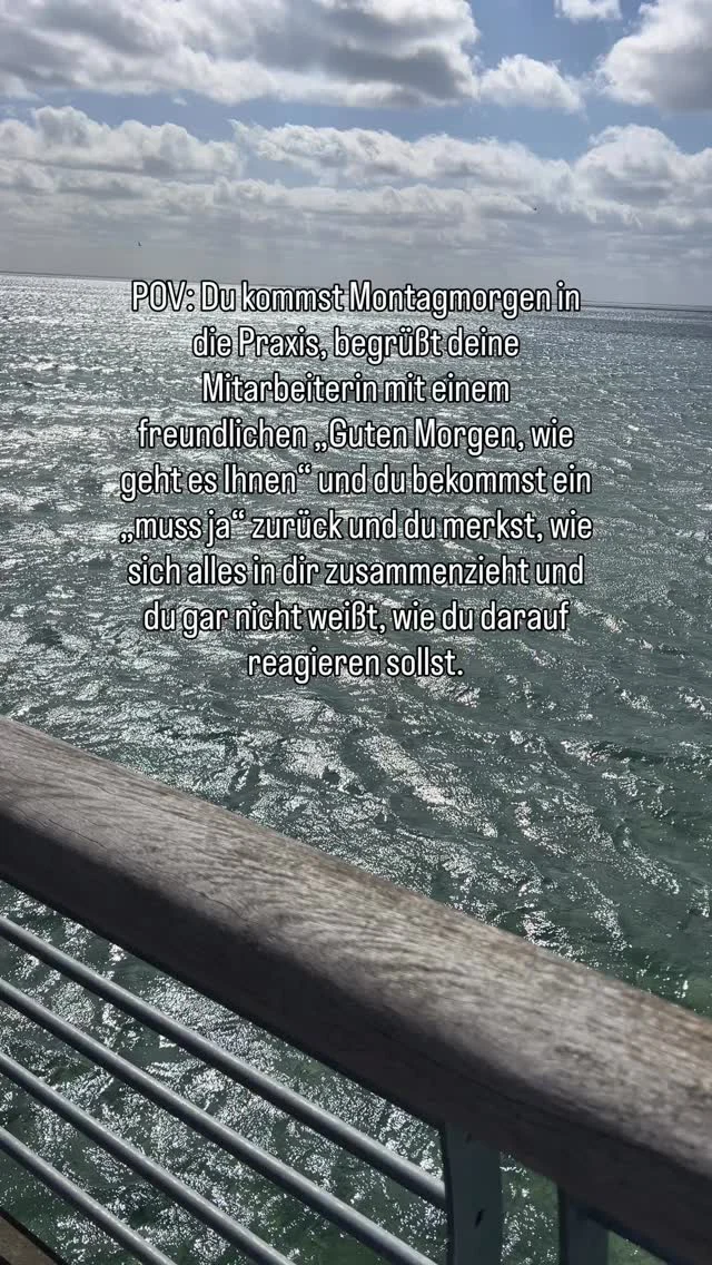 Kommt dir diese Situation bekannt vor? 

Nichts ist schlimmer als toxische Mitarbeiter, die nur noch Dienst nach Vorschrift machen und dabei mit ihrer schlechten Laune so langsam das übrige Team mit runterziehen. 

Und ja, wir wissen wie schwer es ist neue Mitarbeiter zu finden. Aber wir wissen auch, dass du gute Mitarbeiter verlierst, wenn du die toxischen Mitarbeiter mit „durchziehst“ und nicht auch mal unangenehme Entscheidungen triffst. 

Teile das Reel mit jemandem, der genau das heute hören muss.