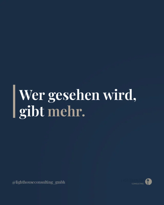 Wir reden viel über Strukturen, Abläufe und Wirtschaftlichkeit. Aber eine Sache wird in Zahnarztpraxen immer noch unterschätzt: das Gefühl, wirklich dazuzugehören.

Menschen, die sich in ihrem Team zugehörig fühlen, gehen anders durch ihren Arbeitstag. Sie übernehmen Verantwortung.

Sie denken mit. Sie bleiben.

Das hat nichts mit großen Gesten zu tun. Manchmal reicht ein ehrlicher Satz zur richtigen Zeit.

Ein kurzes „Das hast du heute gut gemacht“ in einer Woche, in der alles zu viel war.

Zugehörigkeit entsteht nicht durch ein Sommerfest einmal im Jahr. Sie entsteht durch das, was täglich zwischen euch passiert.

Was macht bei euch im Team das Gefühl aus, wirklich dazuzugehören?

#zahnarztpraxis #teamentwicklung #mitarbeiterbindung
