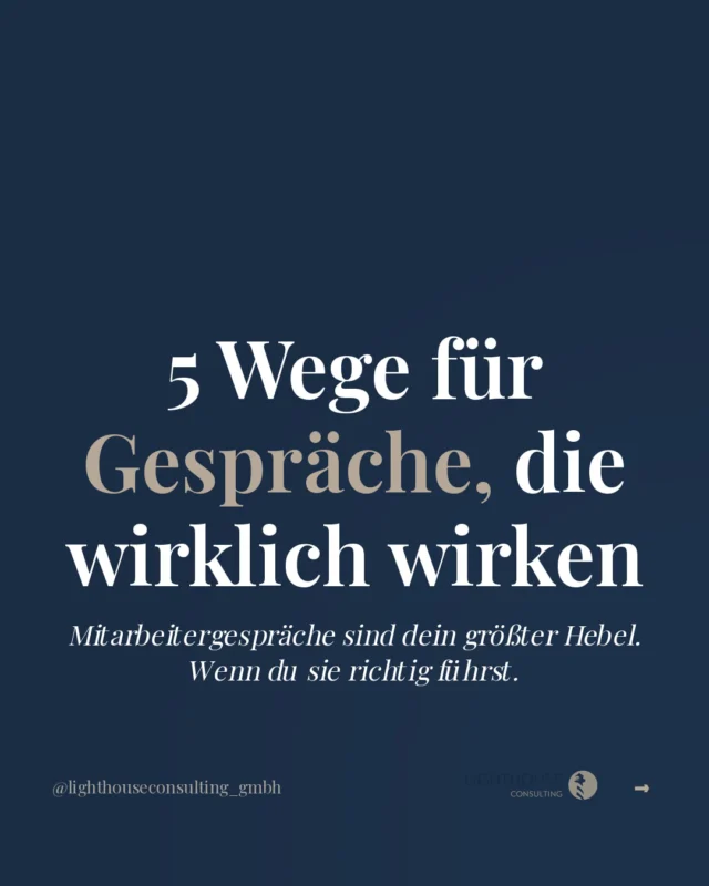 Mitarbeitergespräche finden statt, aber danach ändert sich oft nichts. Das Team nickt, du redest, und eine Woche später ist alles wie vorher.

Dabei können diese Gespräche der größte Hebel für Motivation, Klarheit und Zusammenhalt in deiner Praxis sein. Wenn sie richtig geführt werden.

Im Karussell zeigen wir dir 5 konkrete Wege, wie du Mitarbeitergespräche so gestaltest, dass sie wirklich etwas bewegen, und nicht nur ein Pflichttermin im Kalender bleiben.

Welches Thema sprichst du in Mitarbeitergesprächen am liebsten an, und welches vermeidest du lieber?